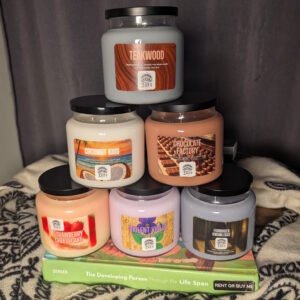 largecandlecloseup